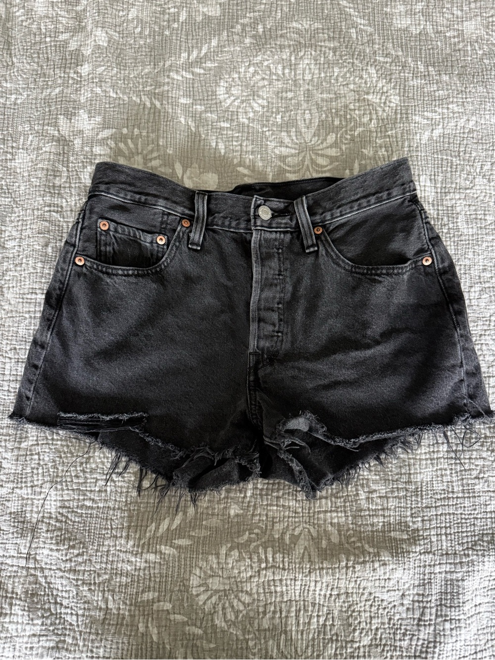 Levi's 501 Original Shorts size 28